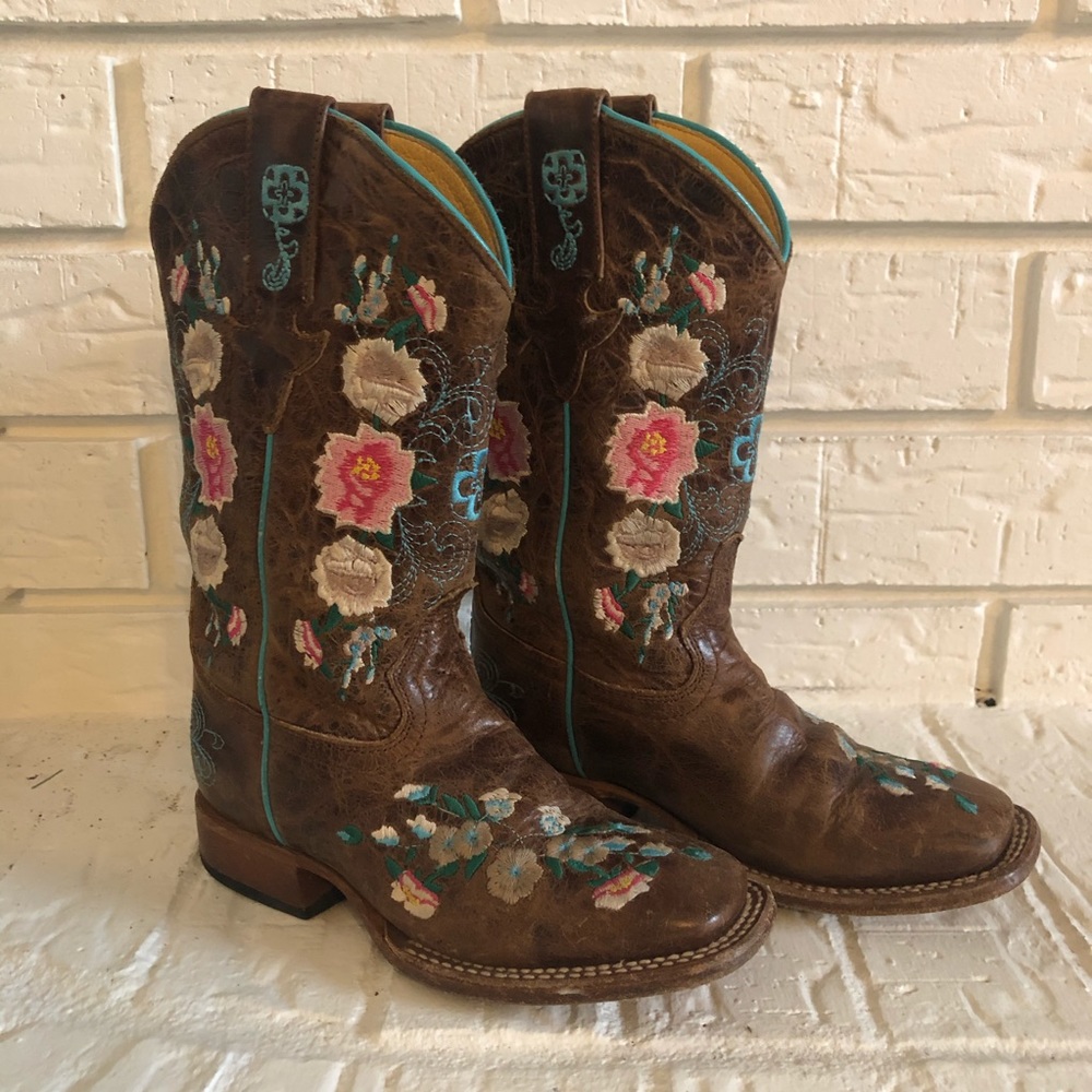 Macie Bean girls cowboy boots